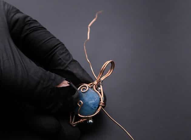 Wire-Wrapping Bejeweled Aqua Jade Pendant Tutorial 107