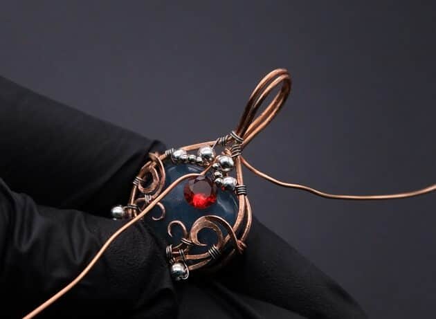 Wire-Wrapping Bejeweled Aqua Jade Pendant Tutorial 110