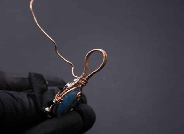 Wire-Wrapping Bejeweled Aqua Jade Pendant Tutorial 114