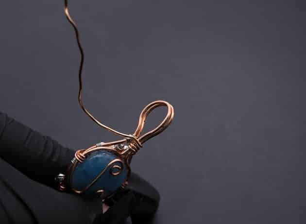 Wire-Wrapping Bejeweled Aqua Jade Pendant Tutorial 116
