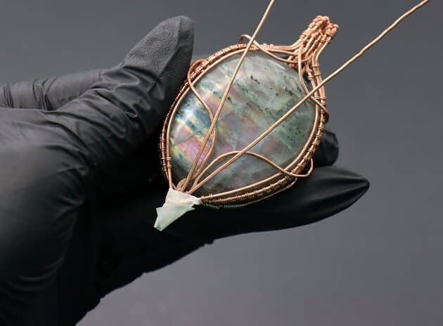 Wire-Wrapping Dreamy Oval Labradorite Copper Pendant Tutorial 109