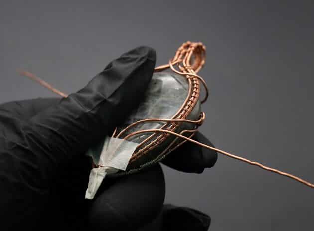 Wire-Wrapping Dreamy Oval Labradorite Copper Pendant Tutorial 112