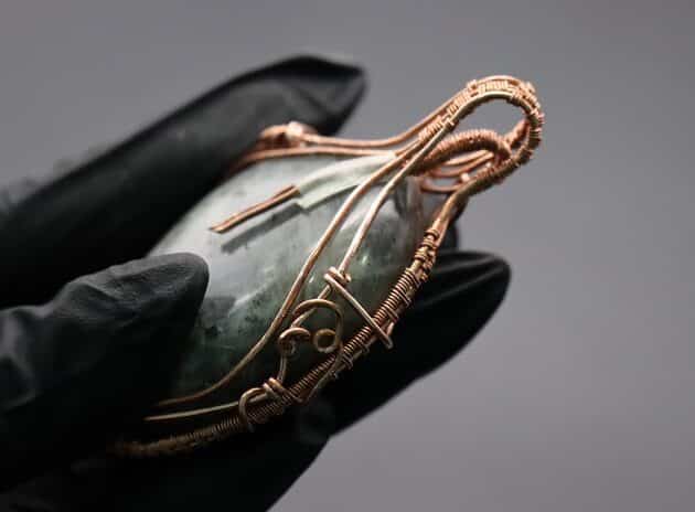 Wire-Wrapping Dreamy Oval Labradorite Copper Pendant Tutorial 125