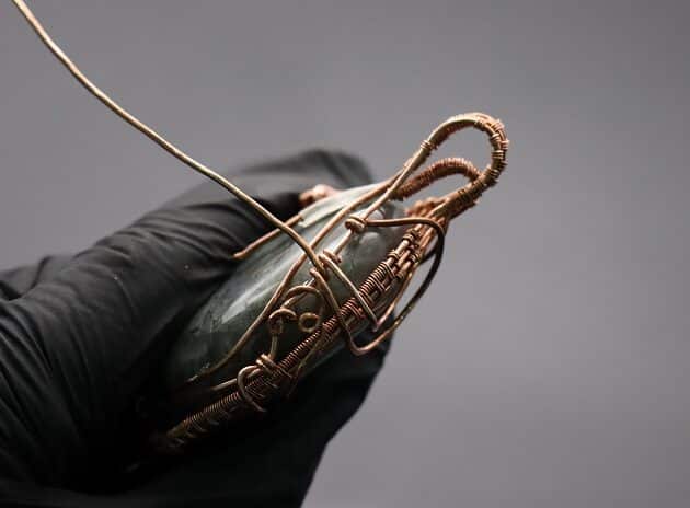 Wire-Wrapping Dreamy Oval Labradorite Copper Pendant Tutorial 132