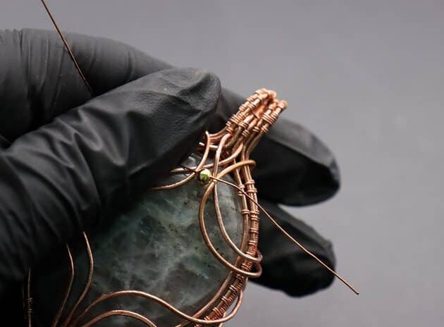 Wire-Wrapping Dreamy Oval Labradorite Copper Pendant Tutorial 140