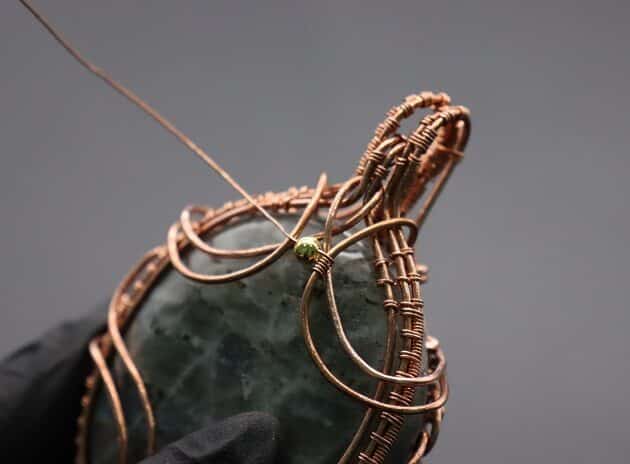 Wire-Wrapping Dreamy Oval Labradorite Copper Pendant Tutorial 141