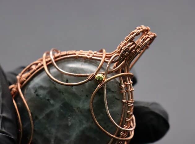 Wire-Wrapping Dreamy Oval Labradorite Copper Pendant Tutorial 142
