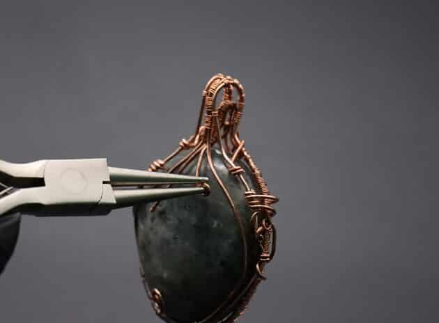 Wire-Wrapping Dreamy Oval Labradorite Copper Pendant Tutorial 145