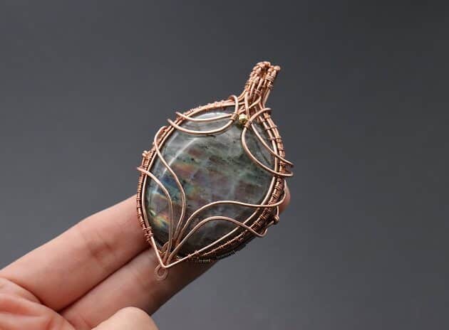 Wire-Wrapping Dreamy Oval Labradorite Copper Pendant Tutorial 150