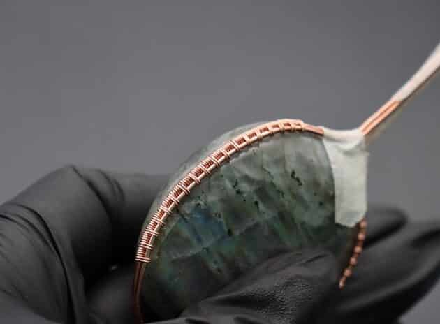 Wire-Wrapping Dreamy Oval Labradorite Copper Pendant Tutorial 19