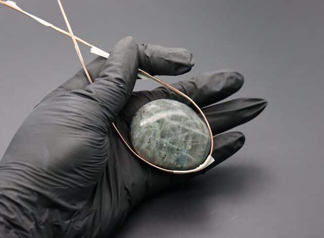Wire-Wrapping Dreamy Oval Labradorite Copper Pendant Tutorial 5