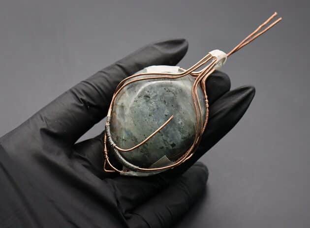 Wire-Wrapping Dreamy Oval Labradorite Copper Pendant Tutorial 52