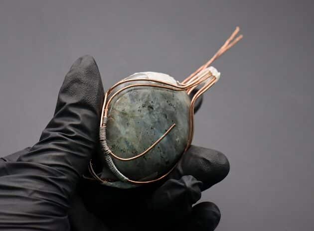Wire-Wrapping Dreamy Oval Labradorite Copper Pendant Tutorial 53