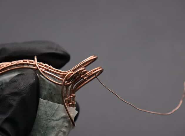 Wire-Wrapping Dreamy Oval Labradorite Copper Pendant Tutorial 70
