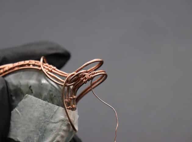 Wire-Wrapping Dreamy Oval Labradorite Copper Pendant Tutorial 71