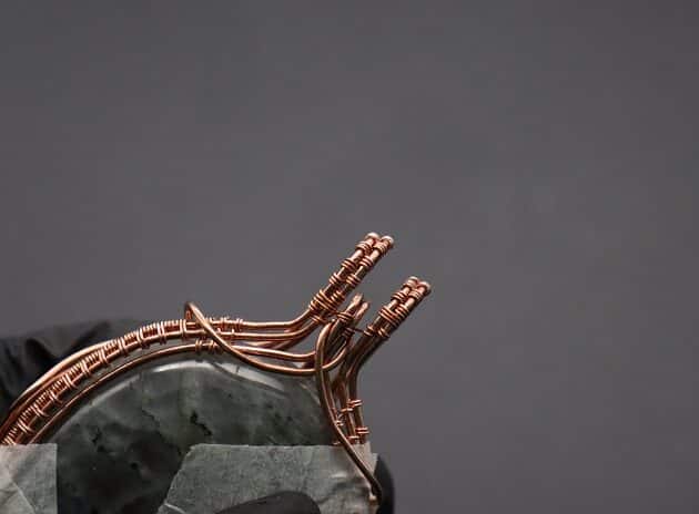 Wire-Wrapping Dreamy Oval Labradorite Copper Pendant Tutorial 74