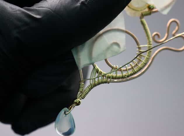 Wire-Wrapping Gold Woven Hammered Wire Cat Pendant Tutorial 58