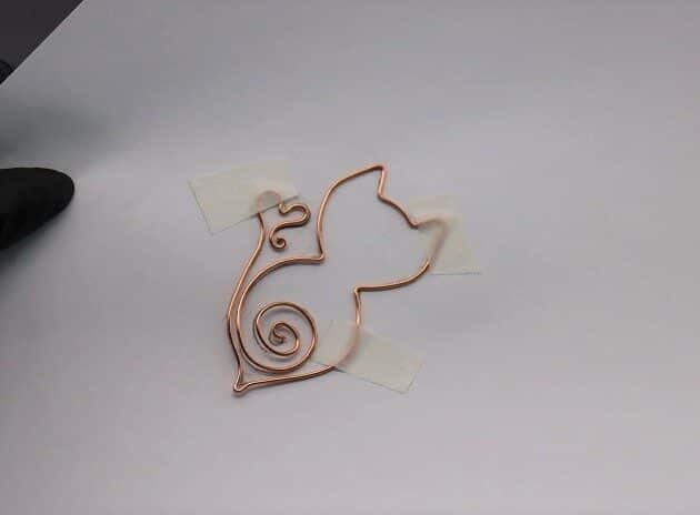 Wire-Wrapping Gold Woven Hammered Wire Cat Pendant Tutorial 7