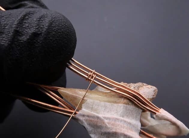 Wire-Wrapping Shark Tooth With Diamond Weave Bail Pendant Tutorial 30