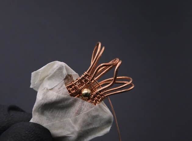 Wire-Wrapping Shark Tooth With Diamond Weave Bail Pendant Tutorial 56