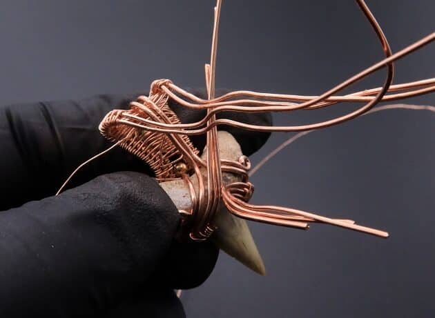 Wire-Wrapping Shark Tooth With Diamond Weave Bail Pendant Tutorial 61