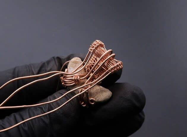 Wire-Wrapping Shark Tooth With Diamond Weave Bail Pendant Tutorial 66