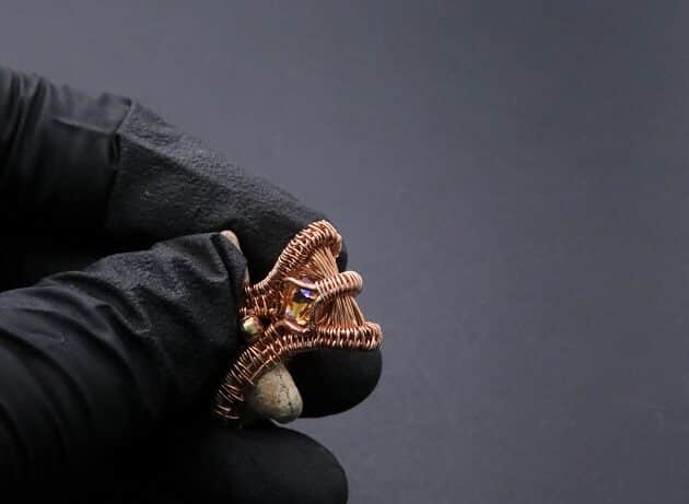 Wire-Wrapping Shark Tooth With Diamond Weave Bail Pendant Tutorial 74