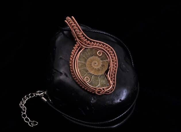 Wire-Wrapping Ammonite Shell Coiled Coil Copper Pendant Tutorial 0