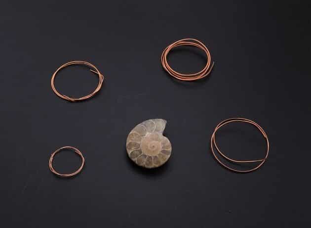 Wire-Wrapping Ammonite Shell Coiled Coil Copper Pendant Tutorial 1