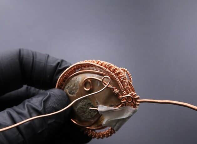 Wire-Wrapping Ammonite Shell Coiled Coil Copper Pendant Tutorial 65