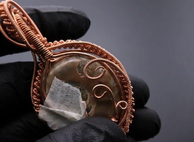 Wire-Wrapping Ammonite Shell Coiled Coil Copper Pendant Tutorial 73