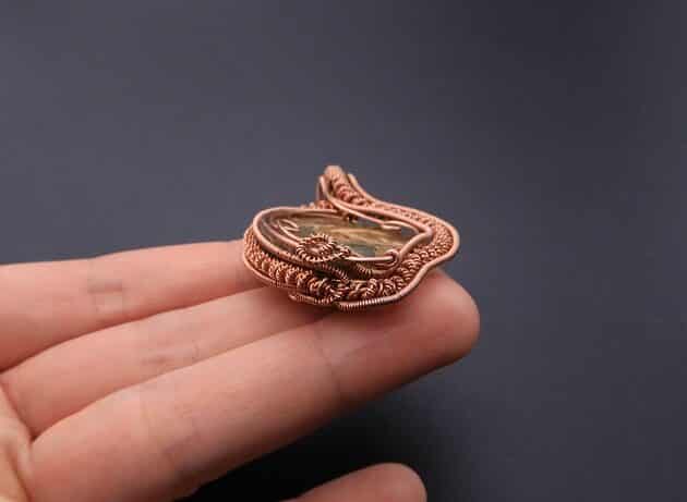 Wire-Wrapping Ammonite Shell Coiled Coil Copper Pendant Tutorial 86