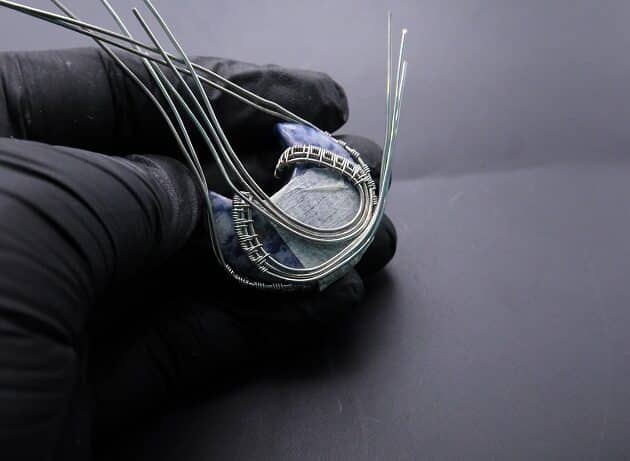 Wire-Wrapping Blue Molly Moon Silver Woven Pendant Tutorial 32