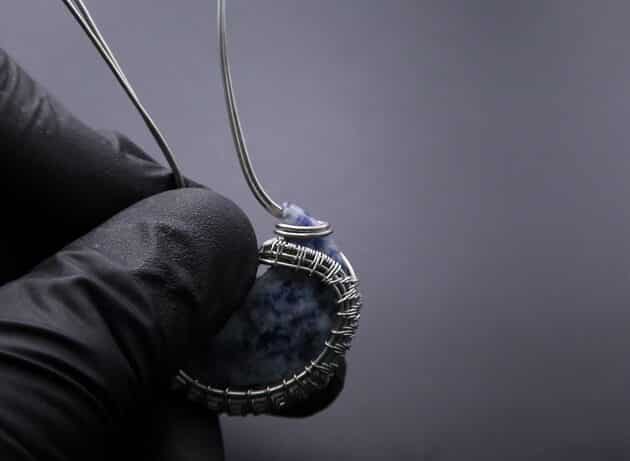 Wire-Wrapping Blue Molly Moon Silver Woven Pendant Tutorial 38