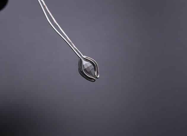 Wire-Wrapping Blue Molly Moon Silver Woven Pendant Tutorial 46