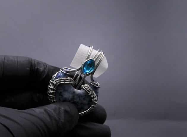 Wire-Wrapping Blue Molly Moon Silver Woven Pendant Tutorial 48