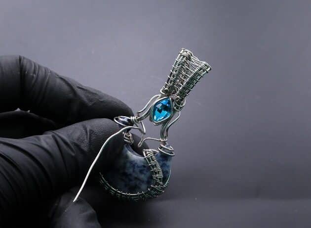 Wire-Wrapping Blue Molly Moon Silver Woven Pendant Tutorial 74