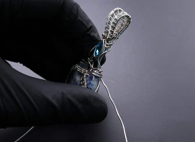 Wire-Wrapping Blue Molly Moon Silver Woven Pendant Tutorial 79