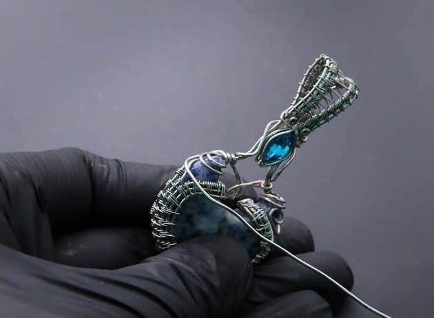Wire-Wrapping Blue Molly Moon Silver Woven Pendant Tutorial 82