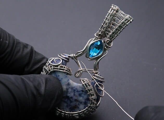Wire-Wrapping Blue Molly Moon Silver Woven Pendant Tutorial 84