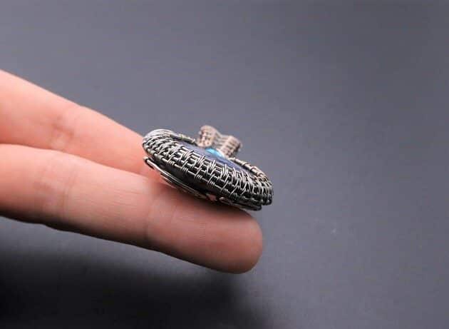 Wire-Wrapping Blue Molly Moon Silver Woven Pendant Tutorial 91