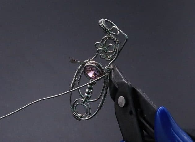 Wire-Wrapping Abstract Penguin Pink Diamond Pendant Tutorial 105