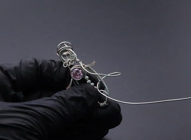 Wire-Wrapping Abstract Penguin Pink Diamond Pendant Tutorial 108