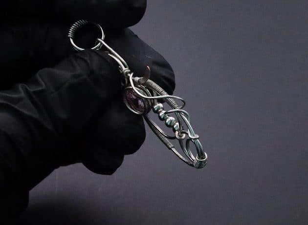 Wire-Wrapping Abstract Penguin Pink Diamond Pendant Tutorial 111