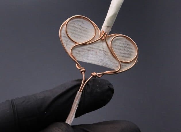 Wire-Wrapping Precious Red Spark In Wire Heart Pendant Tutorial 25