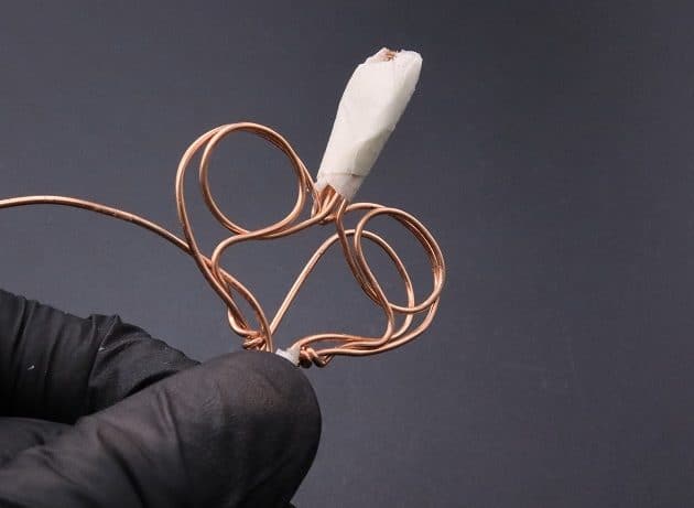 Wire-Wrapping Precious Red Spark In Wire Heart Pendant Tutorial 36