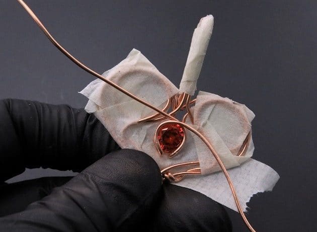 Wire-Wrapping Precious Red Spark In Wire Heart Pendant Tutorial 46