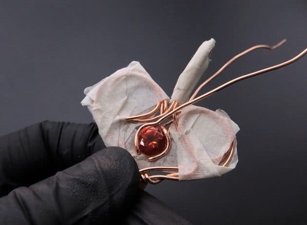 Wire-Wrapping Precious Red Spark In Wire Heart Pendant Tutorial 48