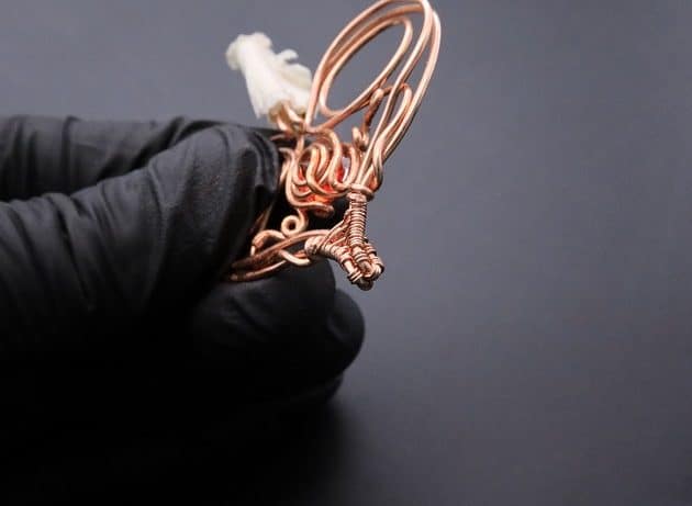 Wire-Wrapping Precious Red Spark In Wire Heart Pendant Tutorial 67