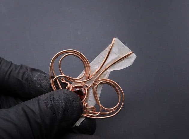 Wire-Wrapping Precious Red Spark In Wire Heart Pendant Tutorial 73